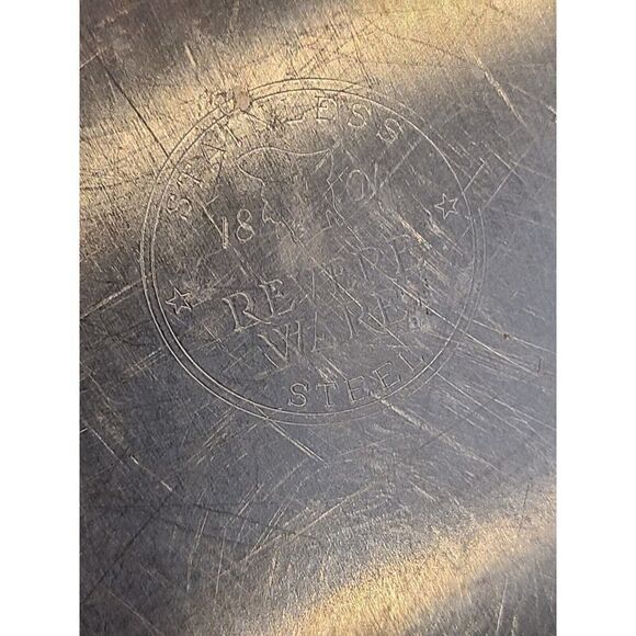 Revere Ware 1801 Stainless Steel MED Canisters w Lucite Knob 1960 MCM Set Of Two - Picture 5 of 10